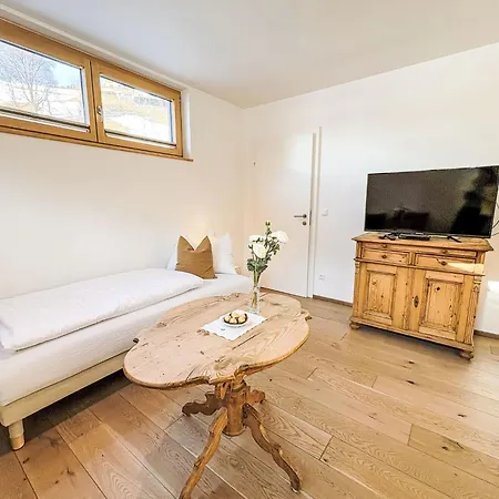 Pantera - In Out By Interhome Daire Saalbach-Hinterglemm